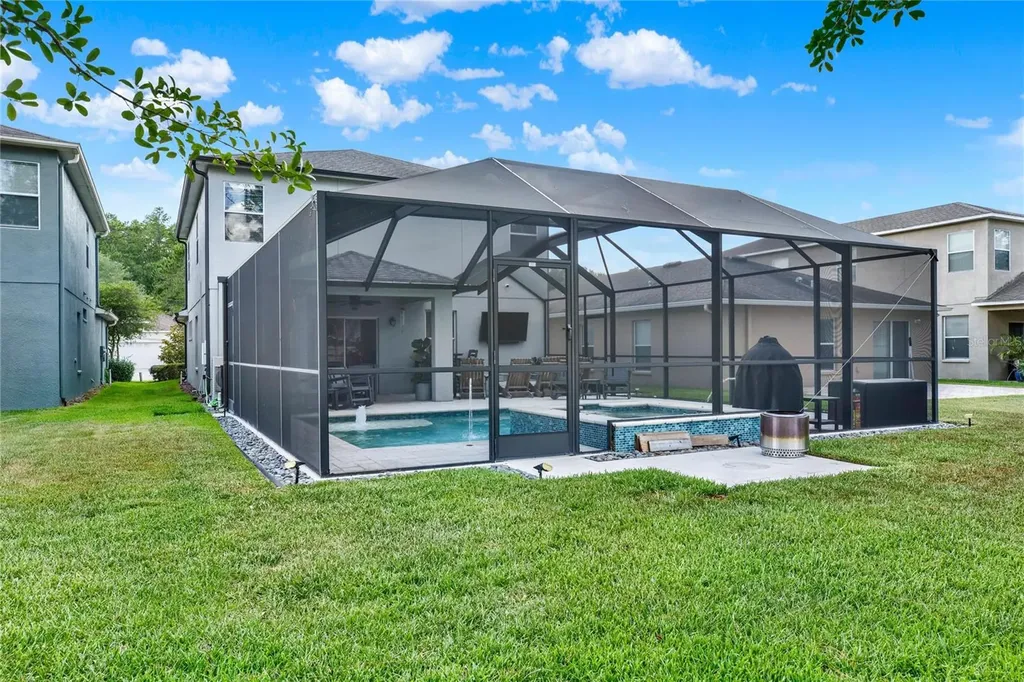 7873 Tuscany Woods Drive Tampa FL 33647