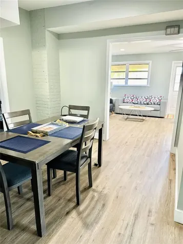 5654 12th Street Zephyrhills FL 33542