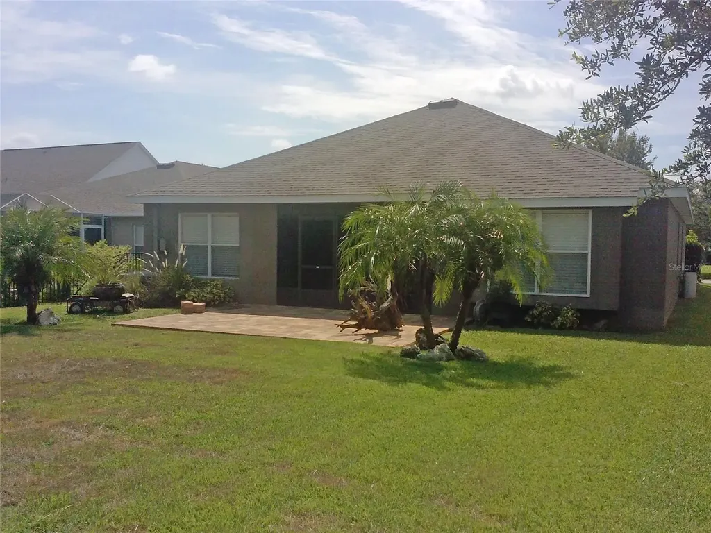 6433 Bridgecrest Drive Lithia FL 33547