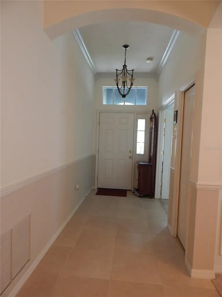 6433 Bridgecrest Drive Lithia FL 33547
