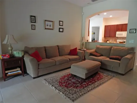 6433 Bridgecrest Drive Lithia FL 33547