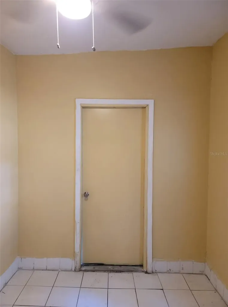 107 E Cypress Street Kissimmee FL 34744