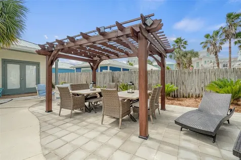 79 Mark Street Destin FL 32541