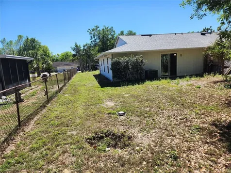 2429 Centennial Boulevard Leesburg FL 34748