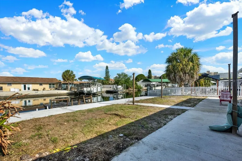 13605 Garris Drive Hudson FL 34667