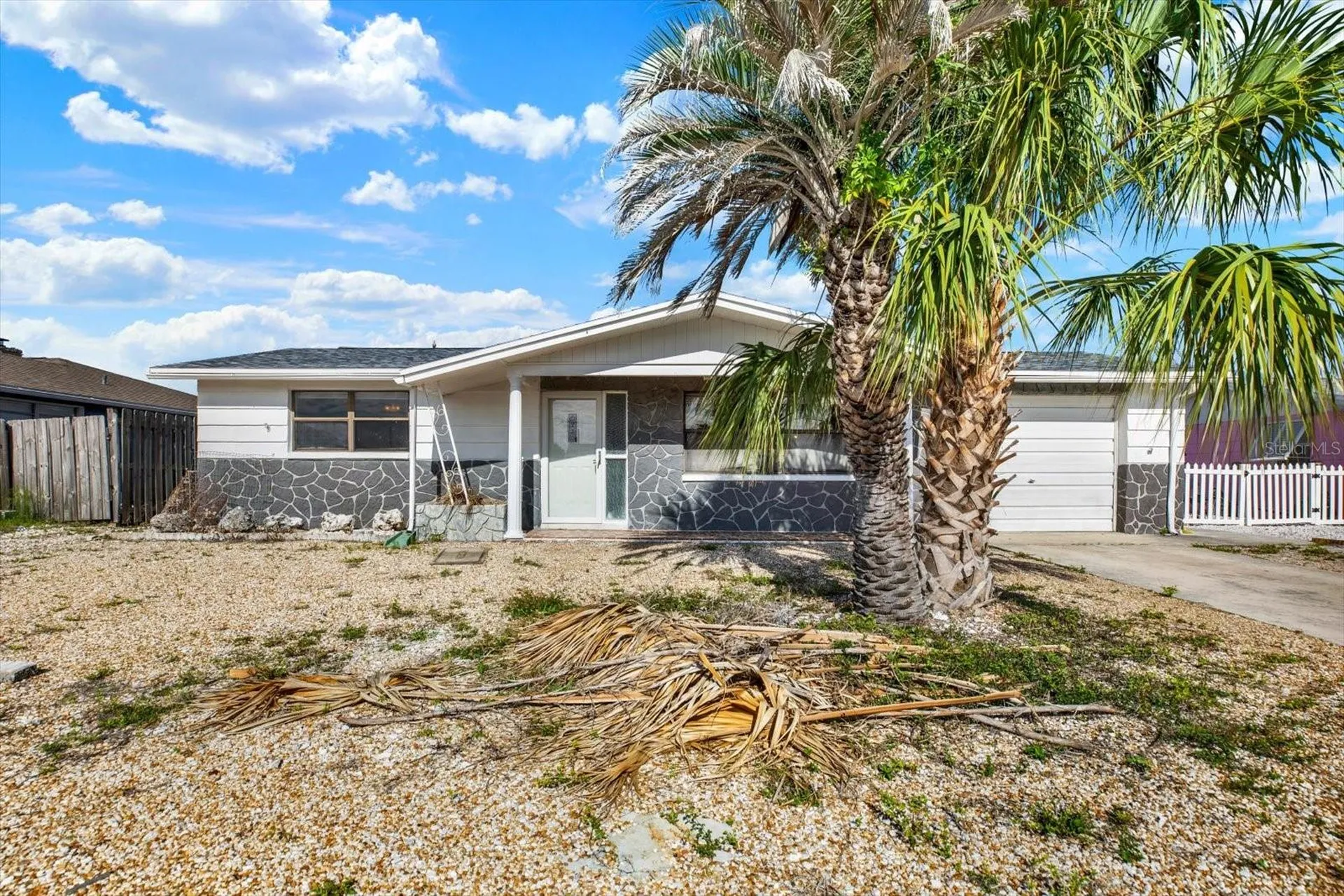 13605 Garris Drive Hudson FL 34667
