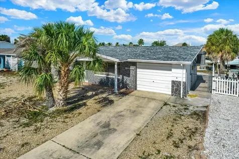 13605 Garris Drive Hudson FL 34667