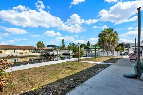 13605 Garris Drive Hudson FL 34667