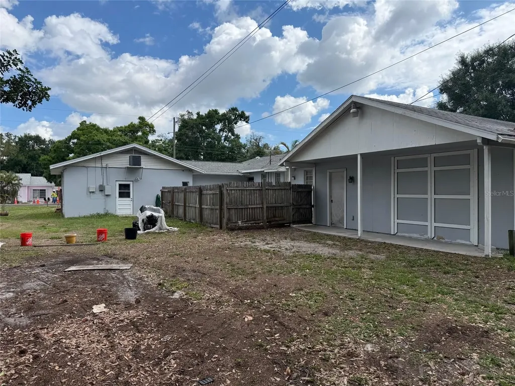 4462 46th Avenue N St Petersburg FL 33714