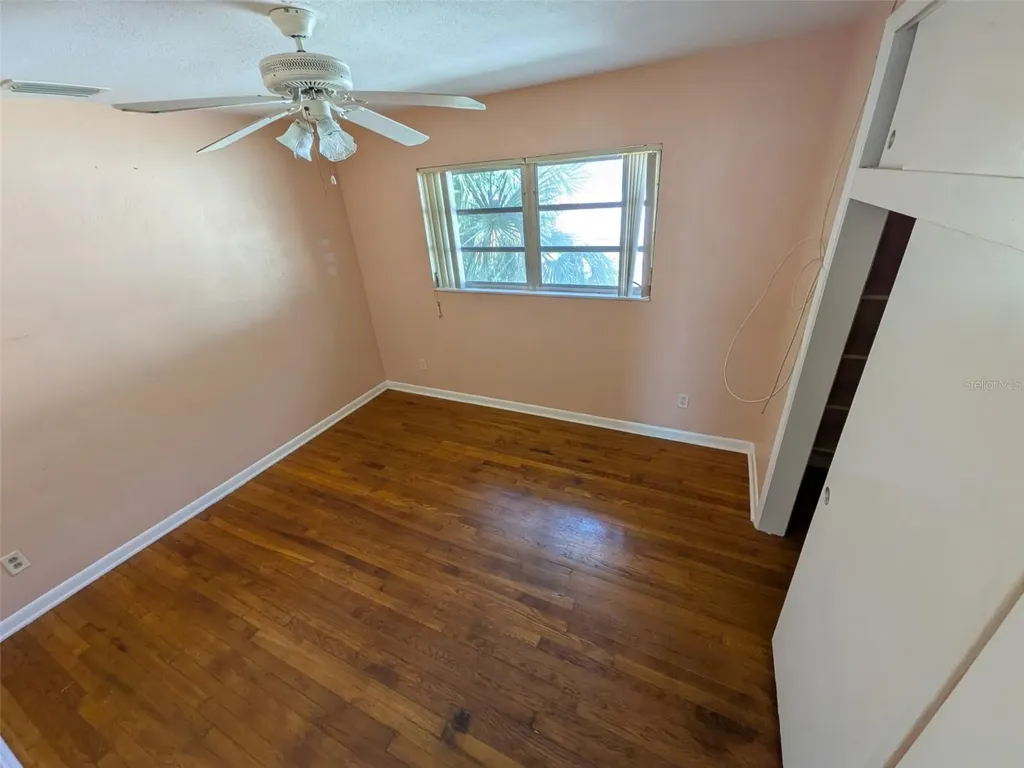 4462 46th Avenue N St Petersburg FL 33714