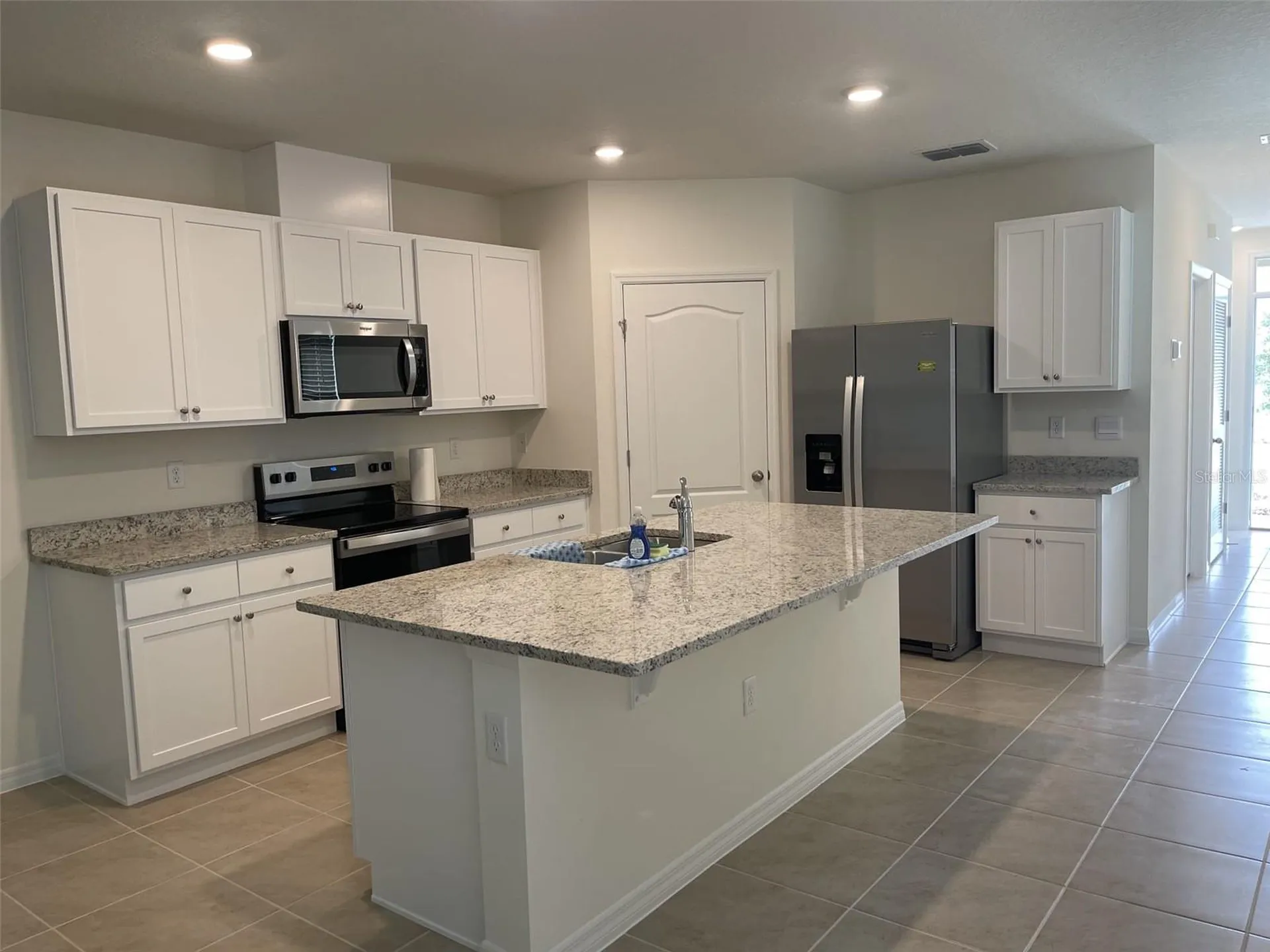 927 Waterfall Boulevard Davenport FL 33837