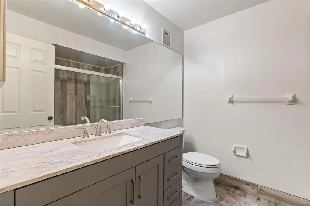 1801 E Lake Road Palm Harbor FL 34685