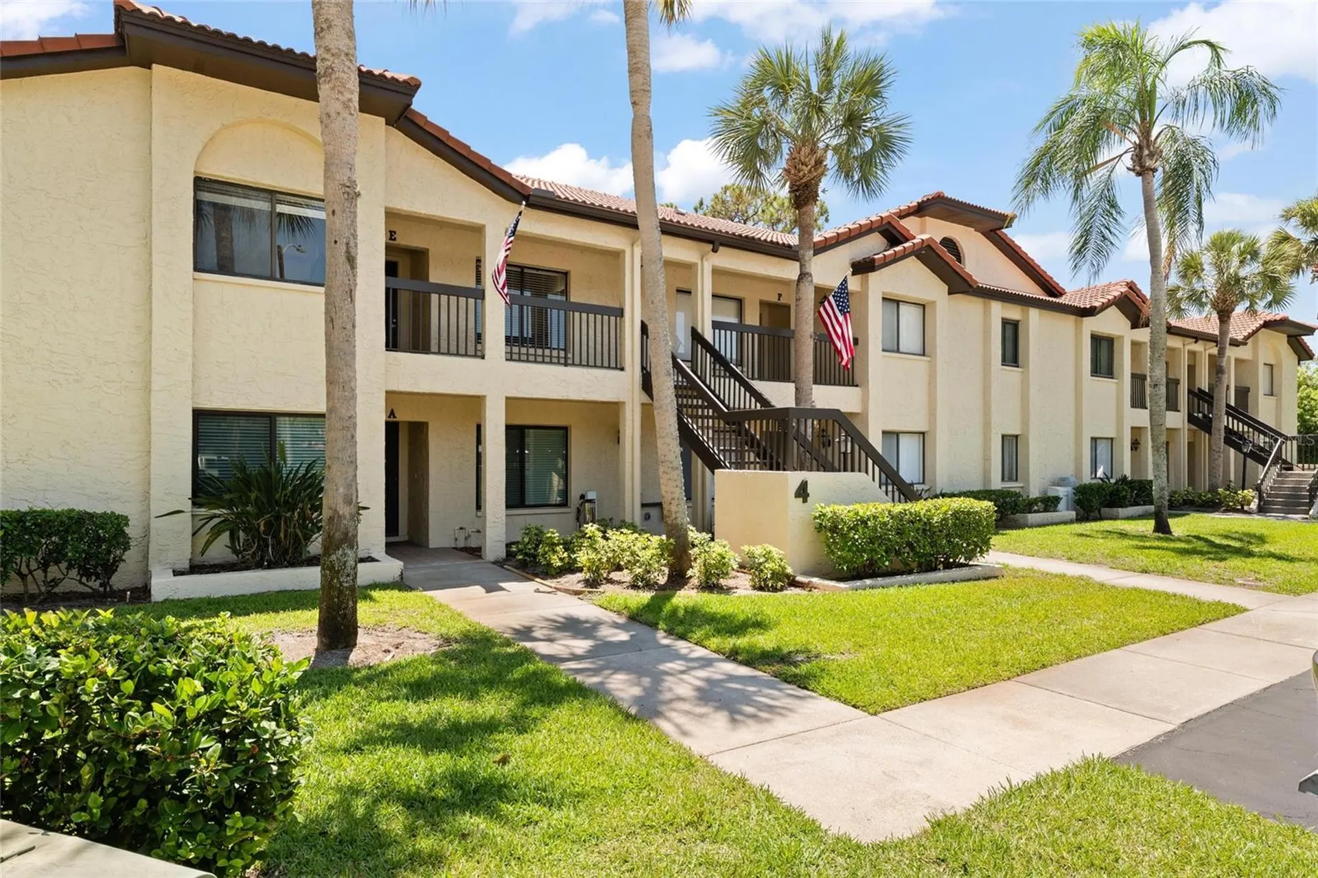 1801 E Lake Road Palm Harbor FL 34685