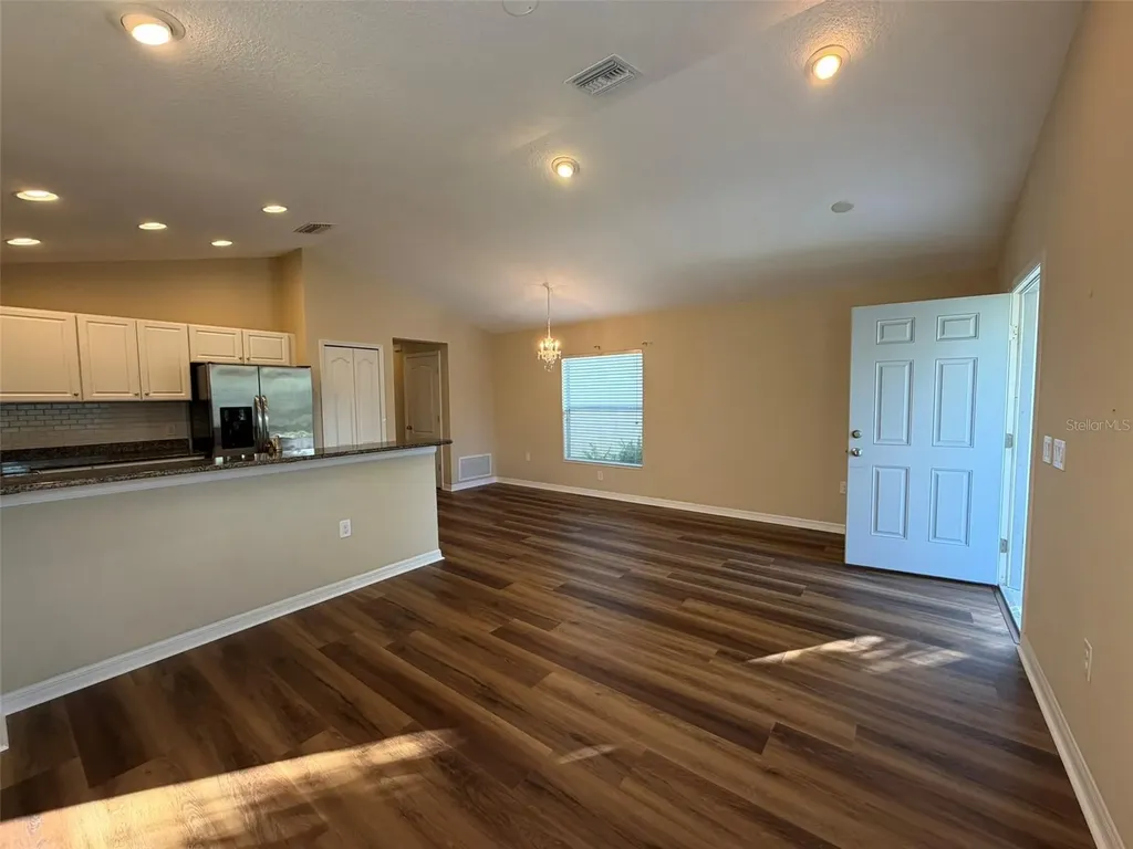 4735 Woodbrook Drive Sarasota FL 34243