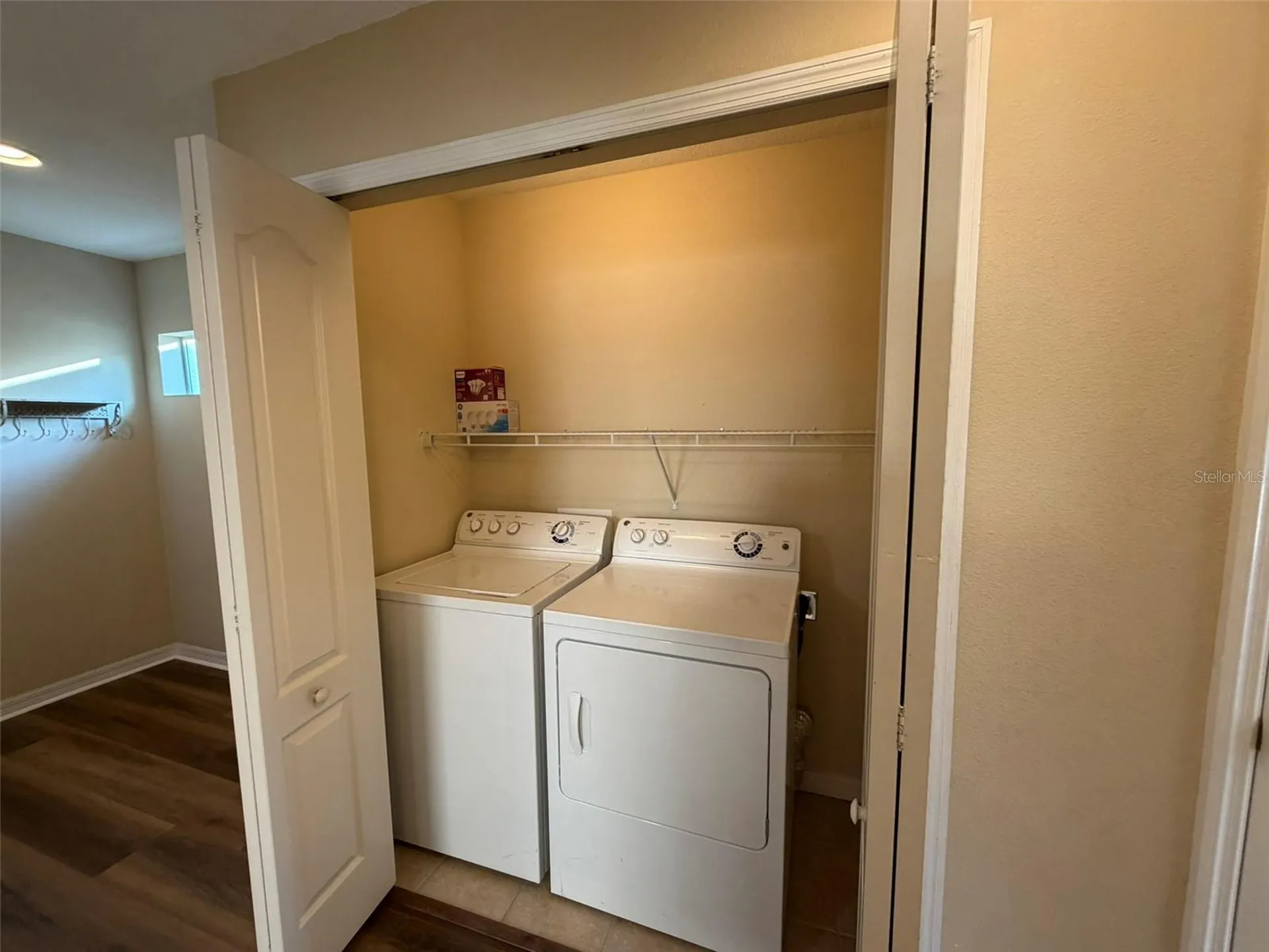 4735 Woodbrook Drive Sarasota FL 34243