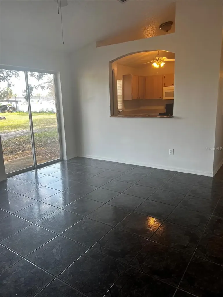 1625 Larkin Avenue Orlando FL 32812