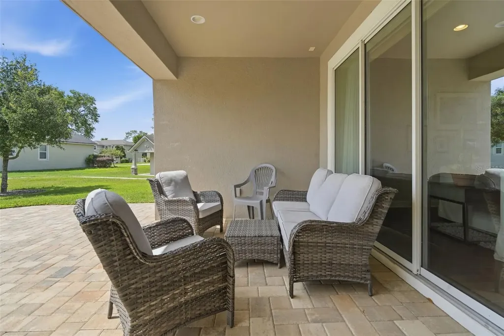 2336 Oxmoor Drive Deland FL 32724