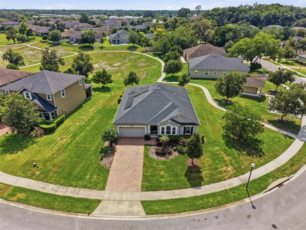 2336 Oxmoor Drive Deland FL 32724
