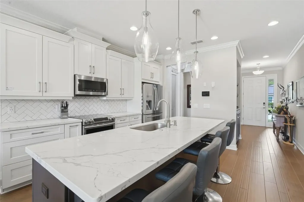 2336 Oxmoor Drive Deland FL 32724
