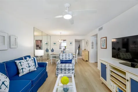 1316 Pasadena Avenue S South Pasadena FL 33707