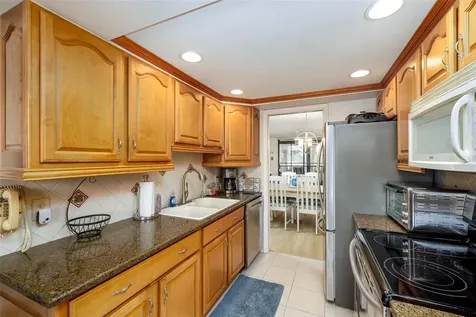 1316 Pasadena Avenue S South Pasadena FL 33707