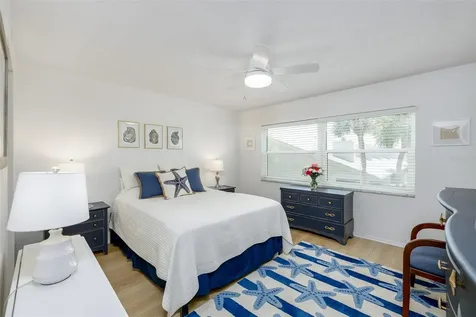 1316 Pasadena Avenue S South Pasadena FL 33707