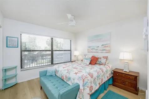 1316 Pasadena Avenue S South Pasadena FL 33707