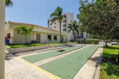 1316 Pasadena Avenue S South Pasadena FL 33707