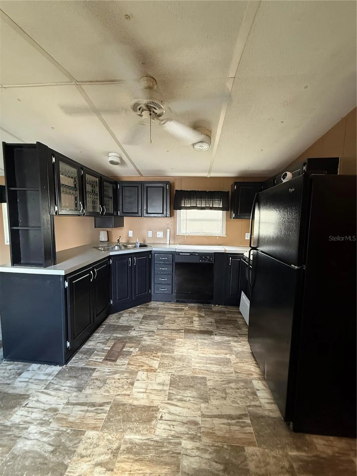 806 New Hampshire Avenue Wildwood FL 34785