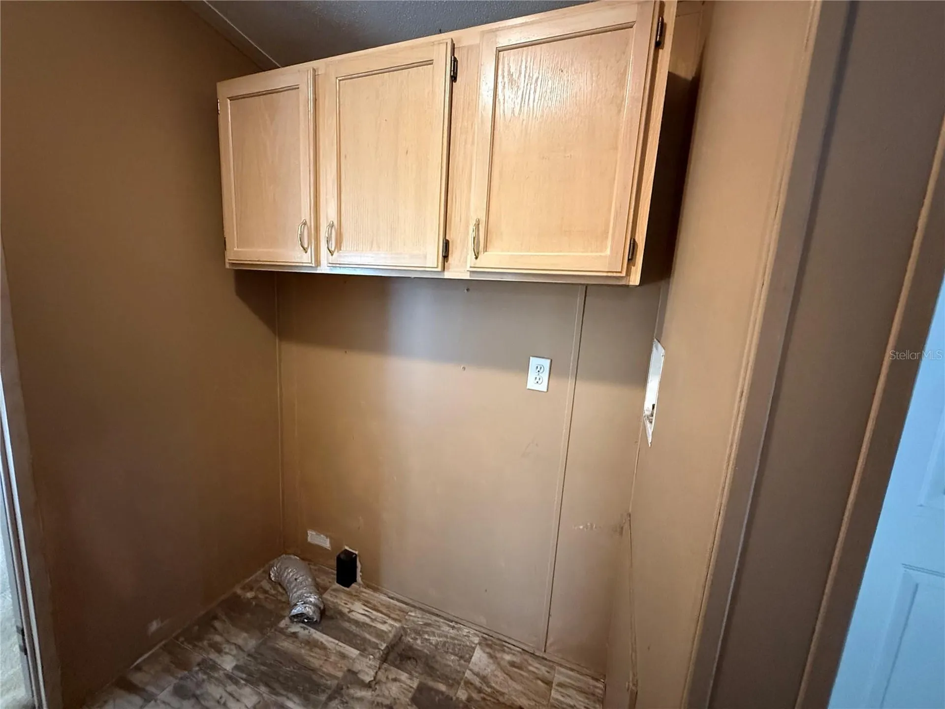 806 New Hampshire Avenue Wildwood FL 34785