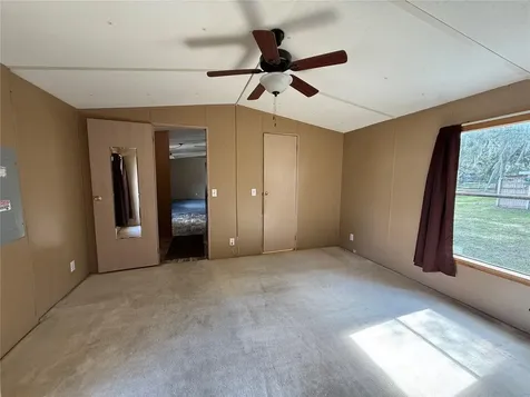 806 New Hampshire Avenue Wildwood FL 34785