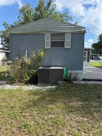806 New Hampshire Avenue Wildwood FL 34785
