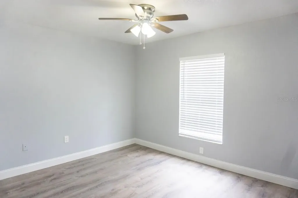 5712 N Lincoln Avenue Tampa FL 33614