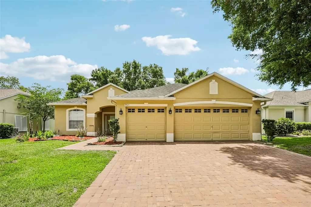 915 Moonluster Drive Casselberry FL 32707