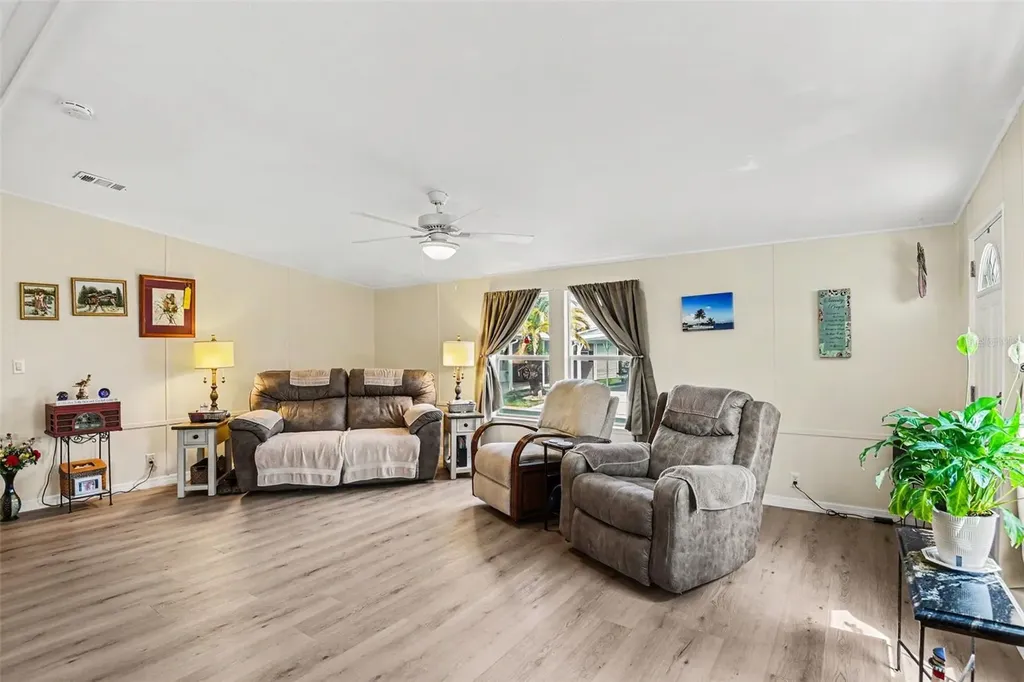 1000 Kings Highway Punta Gorda FL 33980