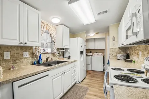 1000 Kings Highway Punta Gorda FL 33980