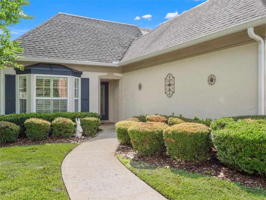 1557 Oak Tree Court Apopka FL 32712