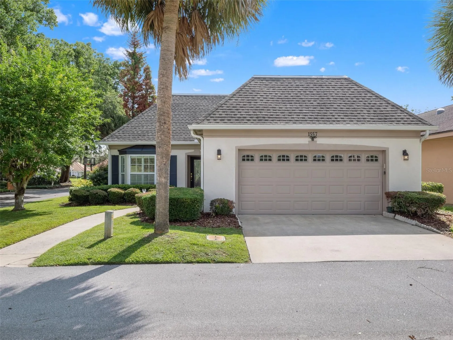 1557 Oak Tree Court Apopka FL 32712