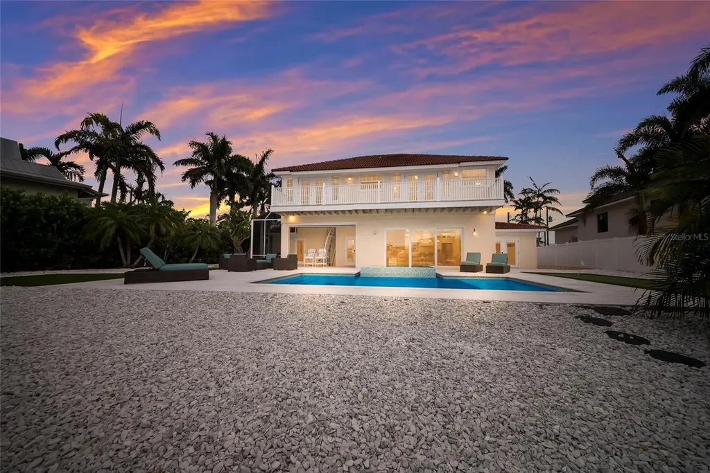 532 70th Street Holmes Beach FL 34217