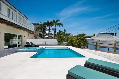 532 70th Street Holmes Beach FL 34217