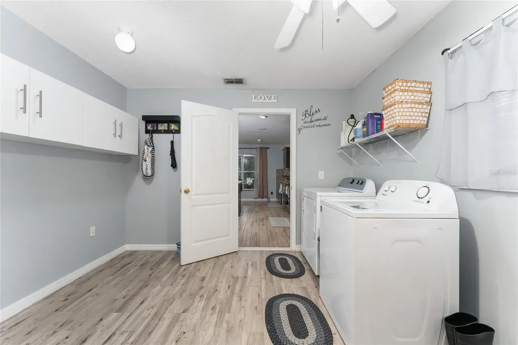 705 Waxwing Court Kissimmee FL 34759
