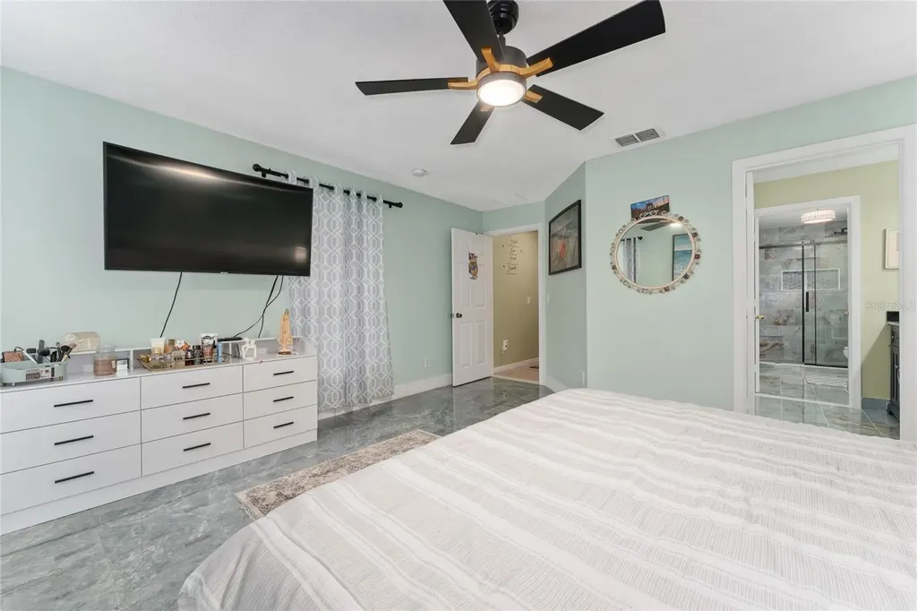 705 Waxwing Court Kissimmee FL 34759