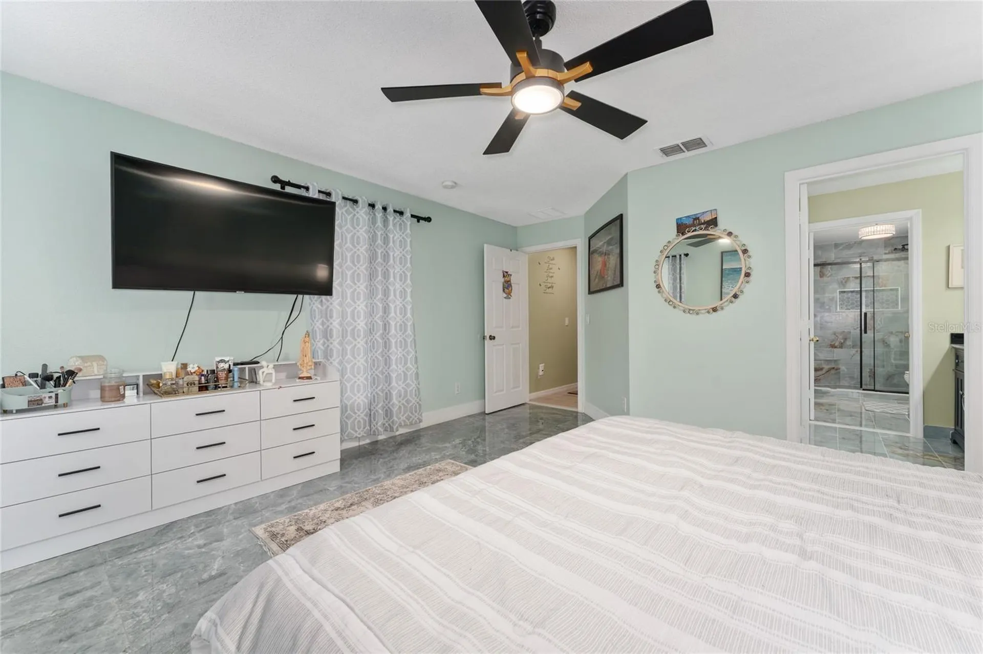 705 Waxwing Court Kissimmee FL 34759