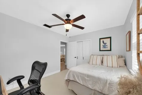 3662 27th Avenue N St Petersburg FL 33713