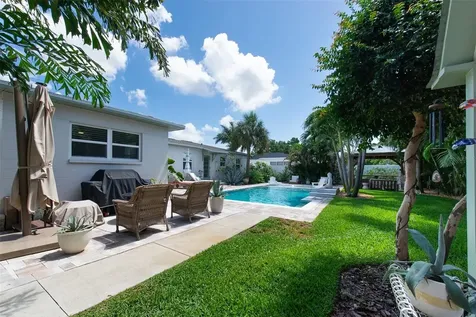 3662 27th Avenue N St Petersburg FL 33713