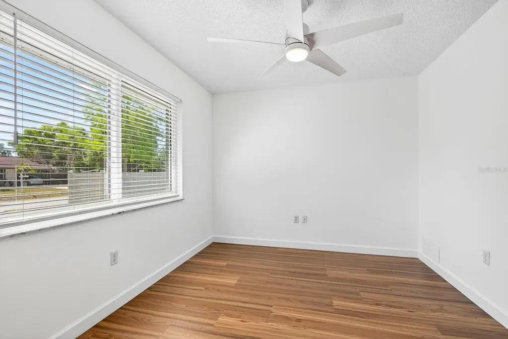 5330 Barbarossa Avenue Sarasota FL 34235