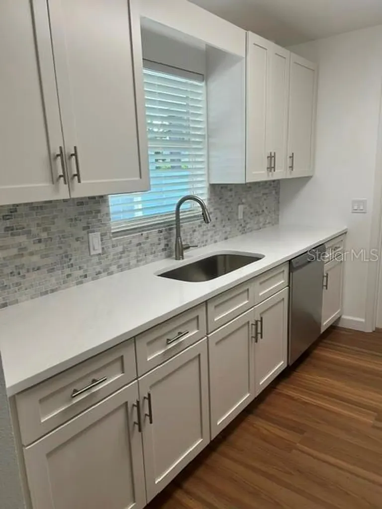 5330 Barbarossa Avenue Sarasota FL 34235