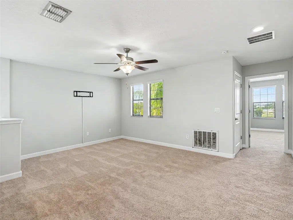 10025 Ivory Drive Sun City Center FL 33573