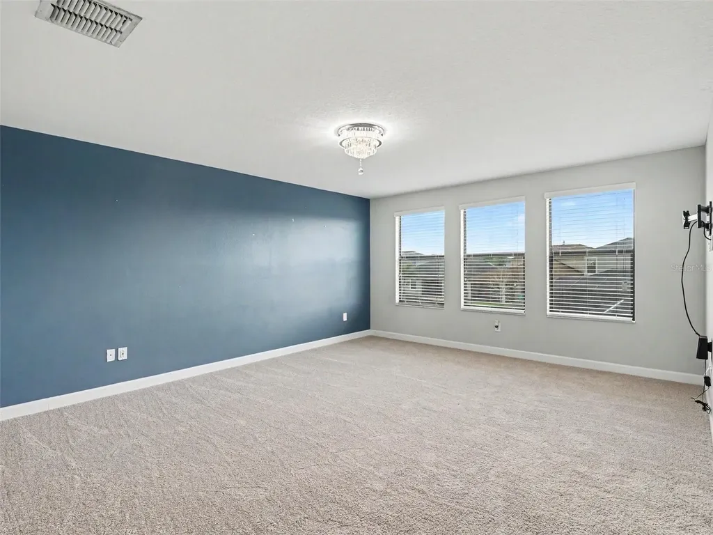 10025 Ivory Drive Sun City Center FL 33573
