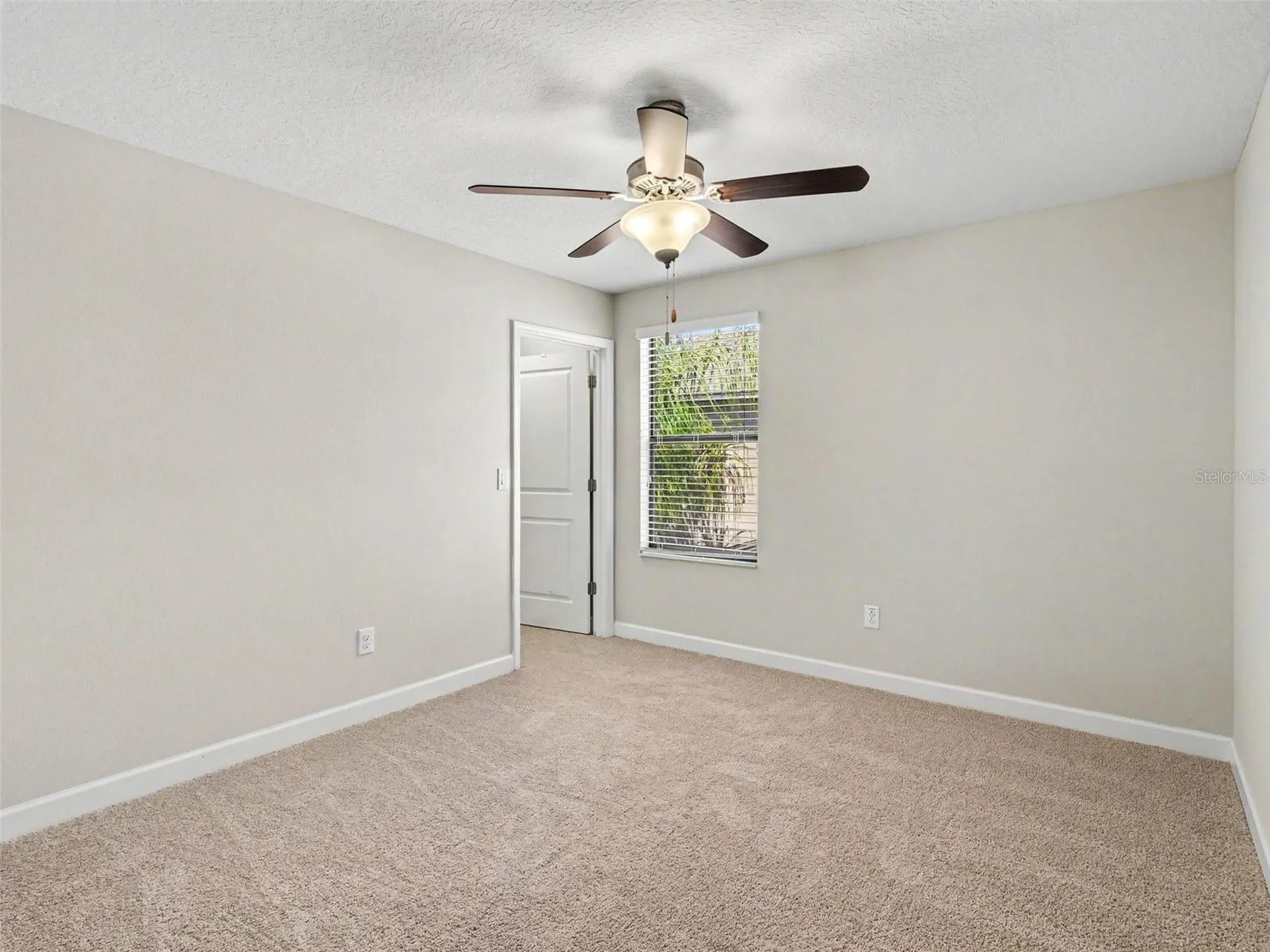 10025 Ivory Drive Sun City Center FL 33573